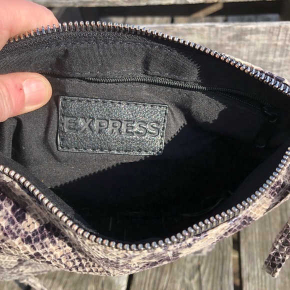 Express Snakeprint 2-Sided Clutch! EUC! - Picture 5 of 7